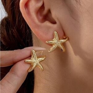Gold Starfish Earrings
